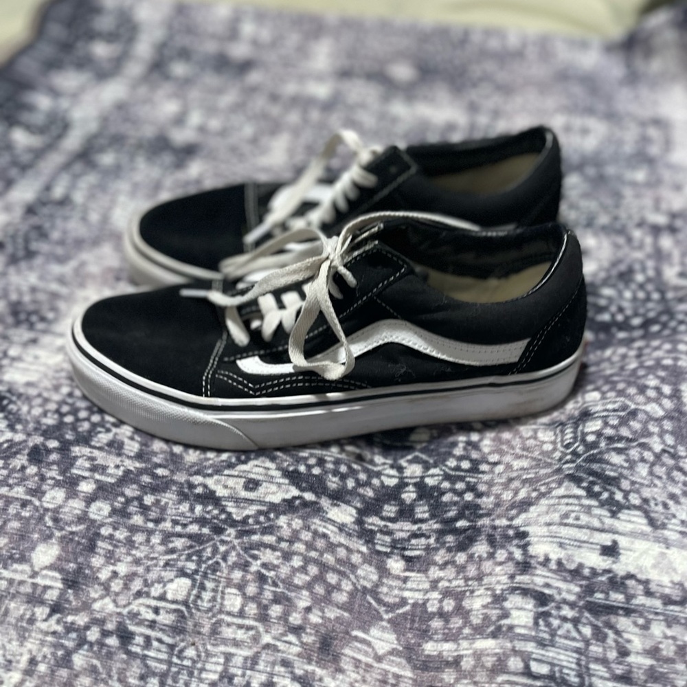 Vans Old School women’s 9/ men’s 7.5